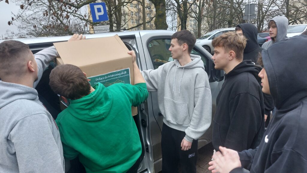 Młodzież z Zespołu Szkół Elektronicznych i Telekomunikacyjnych kolejny raz pokazała wielkie serce!