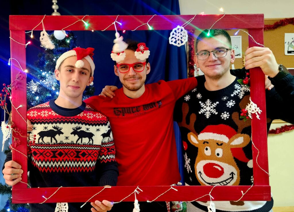 Dzień Świątecznego Swetra w Elektroniku!