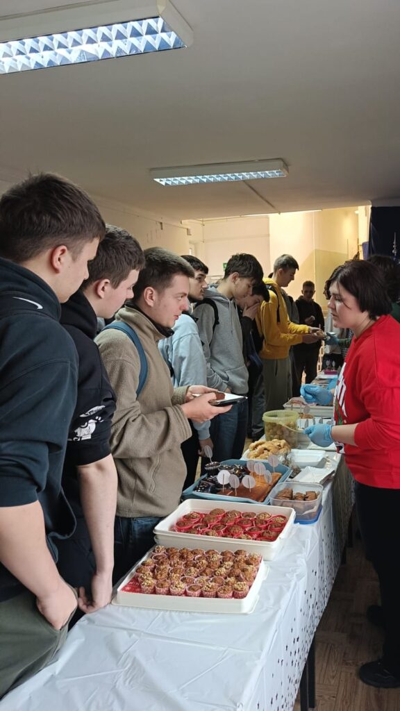 Świąteczny Kiermasz Ciast w naszej szkole